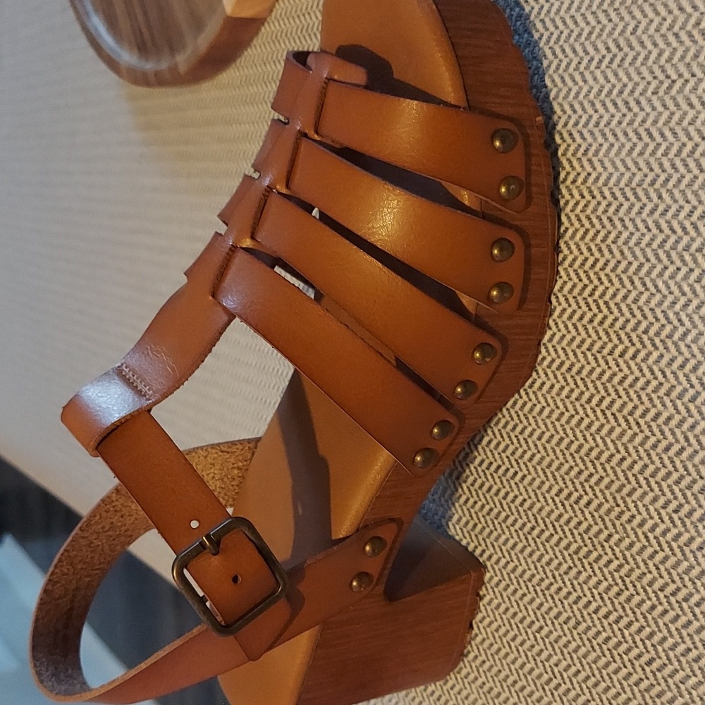Platform Brown Leather Sandals